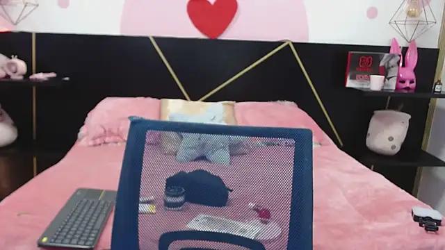 DanniAbbey from StripChat