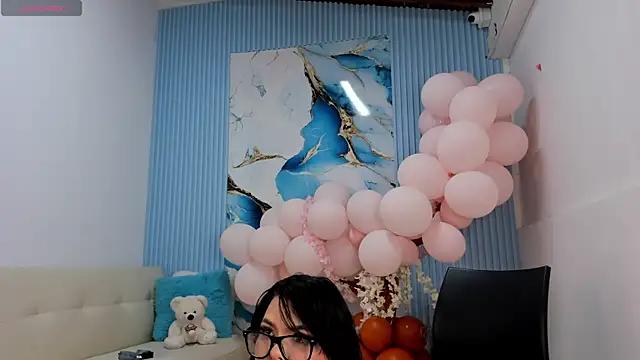 Danniela18_ from StripChat
