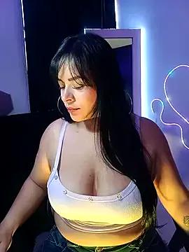 Danniela20 from StripChat