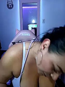 Danniela20 from StripChat