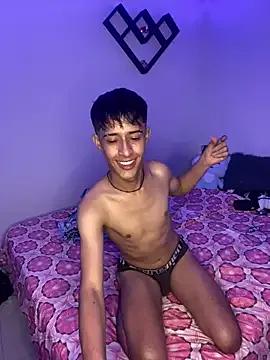 Danny_cute_05 from StripChat is Freechat