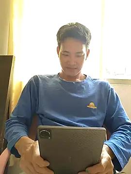 Dannyhobb from StripChat