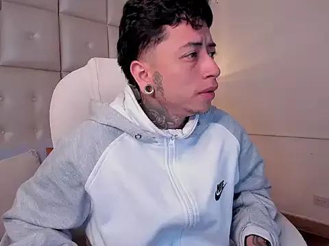 DannyStone from StripChat is Freechat