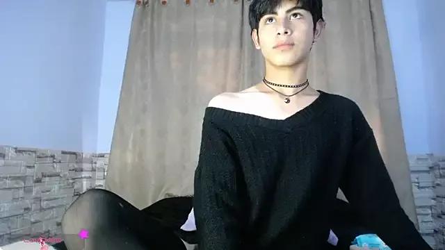 DaraKat18 from StripChat