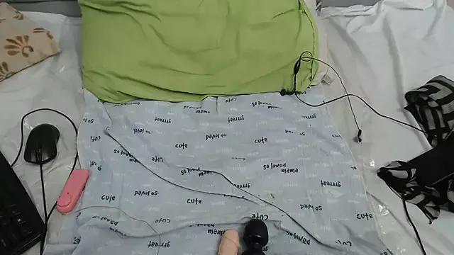 DarkCandyClit from StripChat is Freechat