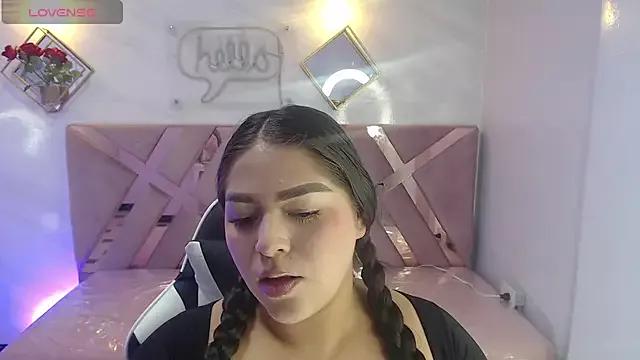 Dayan_v_ from StripChat