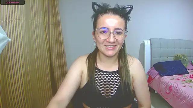 Dayanna_Smitt from StripChat