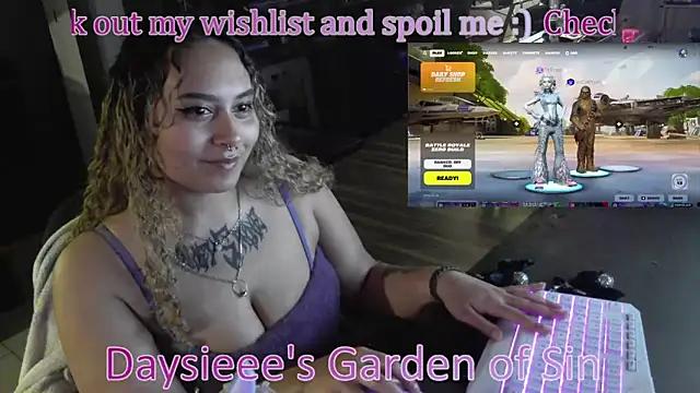 DaysieAfterDark from StripChat is Freechat