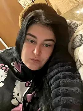 DazzzlingDame from StripChat is Freechat