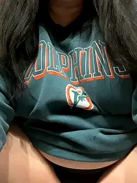 DazzzlingDame from StripChat