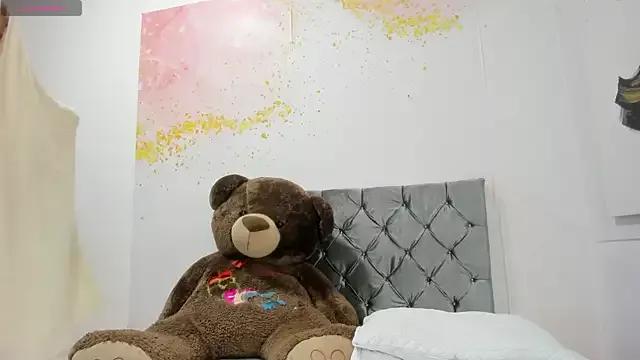 Dirty chat webcam: explore liveshows with versed models, from laying bare to fetishes, in a variety of sexy free adult webcams.