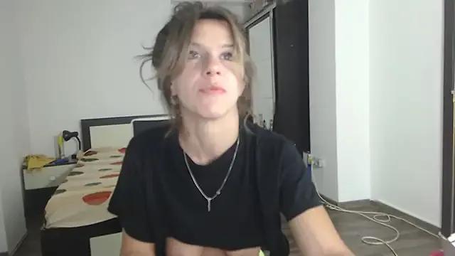 DedeSibel from StripChat