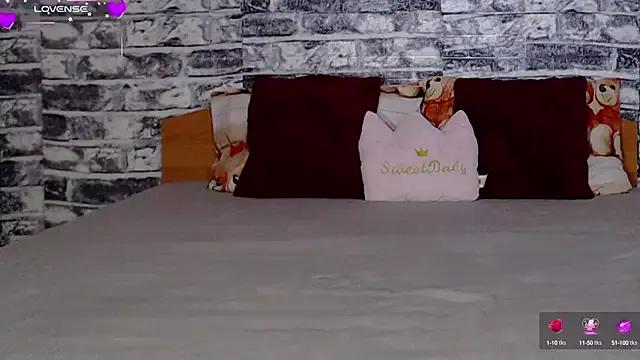 DeeaFUN25 from StripChat is Freechat