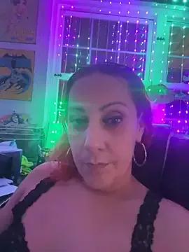 DeeLight124 from StripChat
