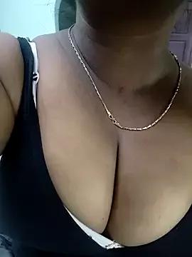 Deepikasree webcams show profile image 