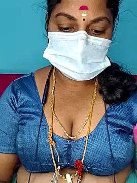 Deepikasree143 webcams show profile image 