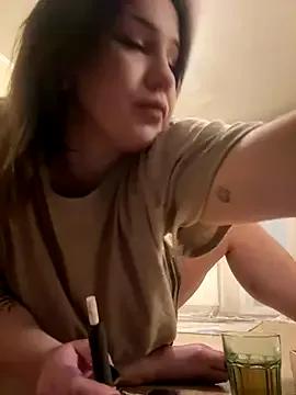 DeliceMaya from StripChat is Freechat