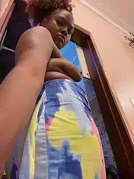 Dellah27 from StripChat