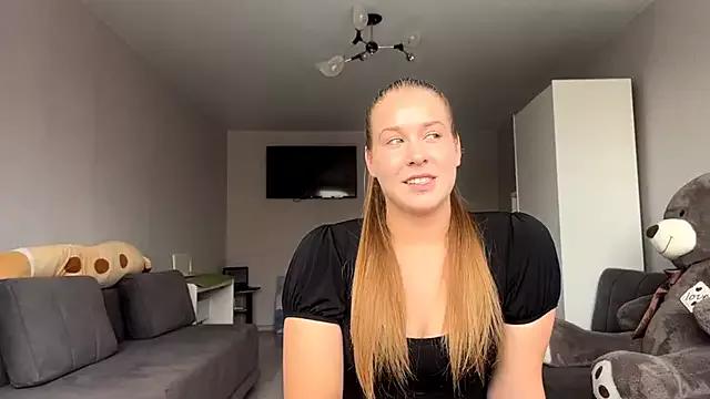 DeloisHarmison from StripChat is Freechat