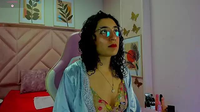 DemiJones_ from StripChat is Freechat