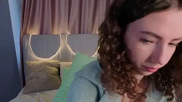 DeneenTurja from StripChat