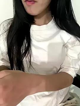 Desi_sara from StripChat is Freechat