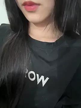 Desi_sara from StripChat is Freechat