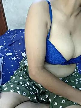 DesiDreams from StripChat is Freechat