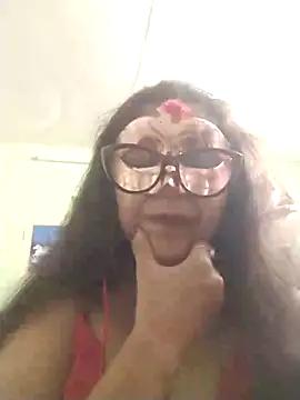 DesiMuffin from StripChat is Freechat