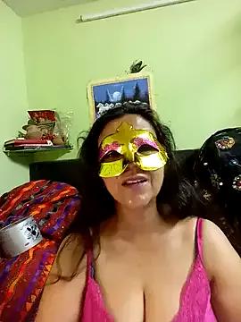 DesiMuffin from StripChat is Freechat