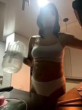 DeuxGold from StripChat is Freechat