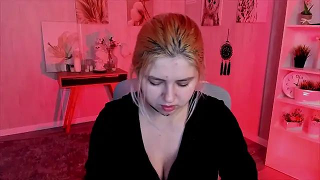 DiaAngell from StripChat