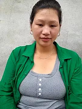 diamond-- from StripChat is Freechat