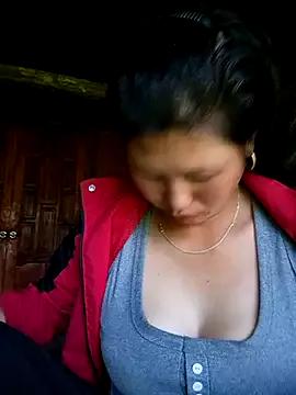 diamond-- from StripChat is Freechat