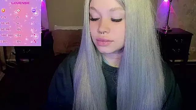Diana_Dream from StripChat is Freechat