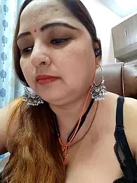 Dianaa9 from StripChat is Freechat