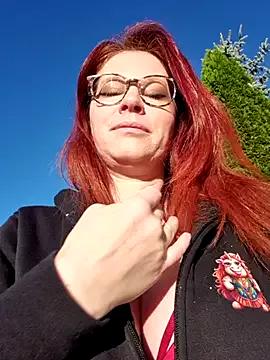 die-EinHORNY-WG from StripChat is Freechat