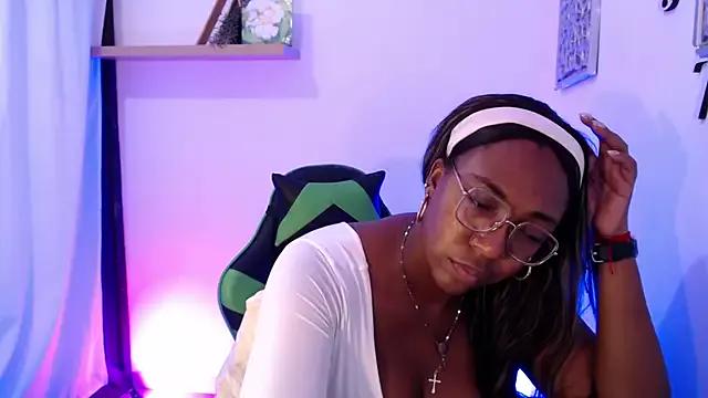 dirtyvictoria from StripChat is Freechat