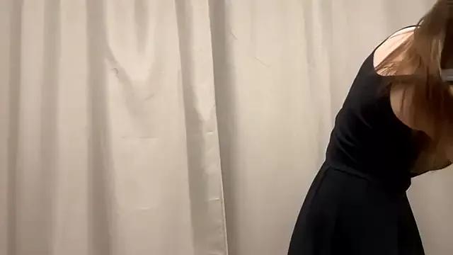 DivaRay from StripChat is Freechat