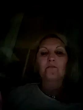 Divineblond from StripChat