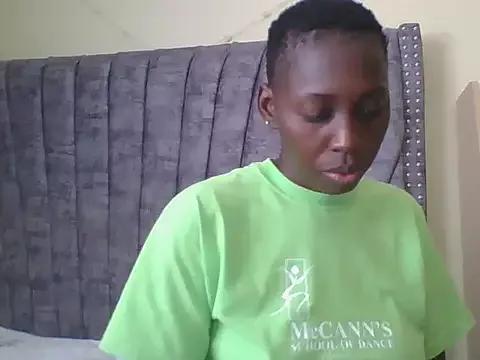 Dizzydose from StripChat
