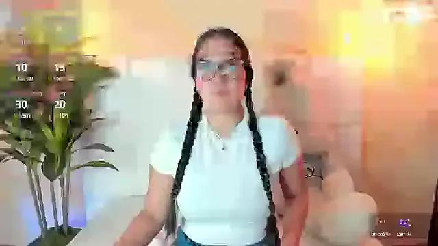 Doll_Adhara from StripChat