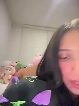 DOLL_ANDY from StripChat