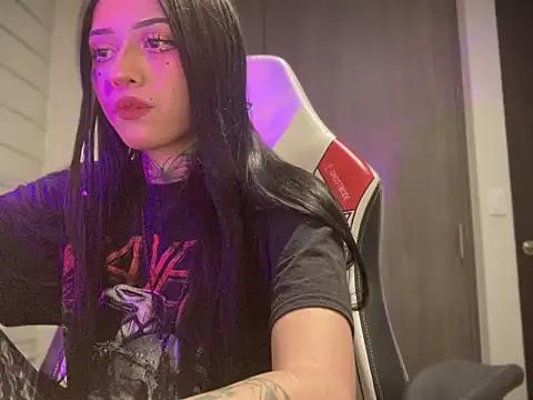 DOLL_ANDY from StripChat