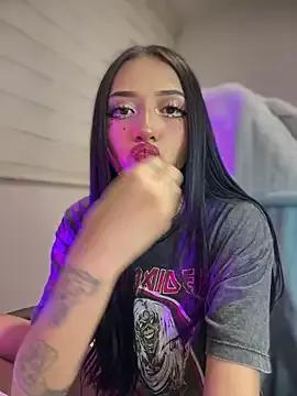 DOLL_ANDY from StripChat