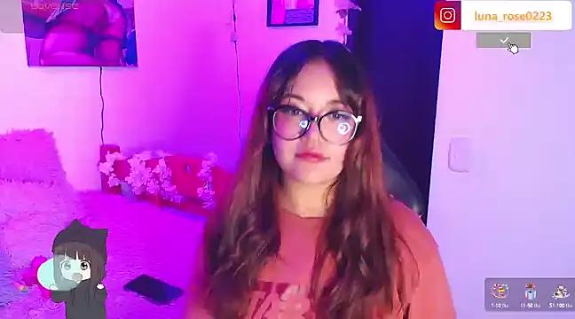 Dollie_love from StripChat