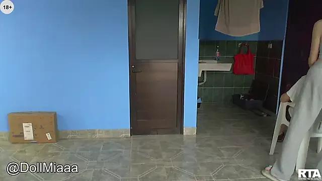 DollMiaaa webcams show profile image 