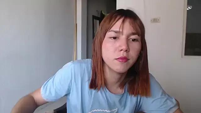 Dolly_Peach_ from StripChat