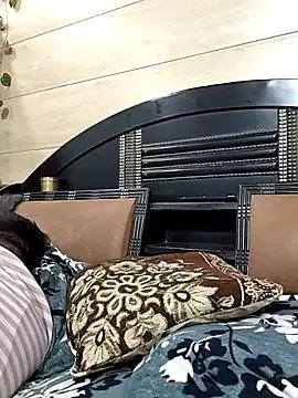 dollyneh from StripChat