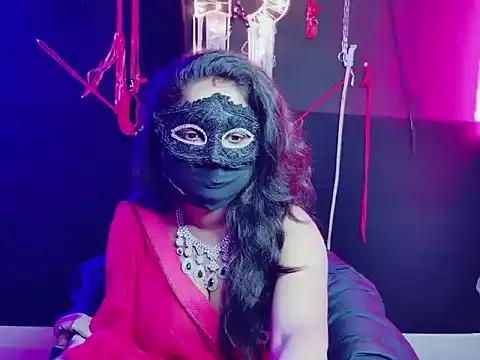 Dom_Young_Mommy from StripChat is Freechat